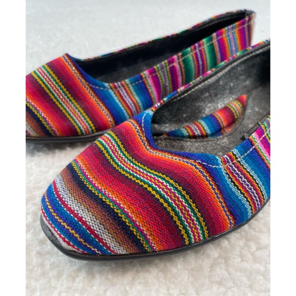 (NWOT) STEFANY • Peruvian Rainbow Striped Fabric Rounded Toe Ballet Flats - Picture 9 of 16